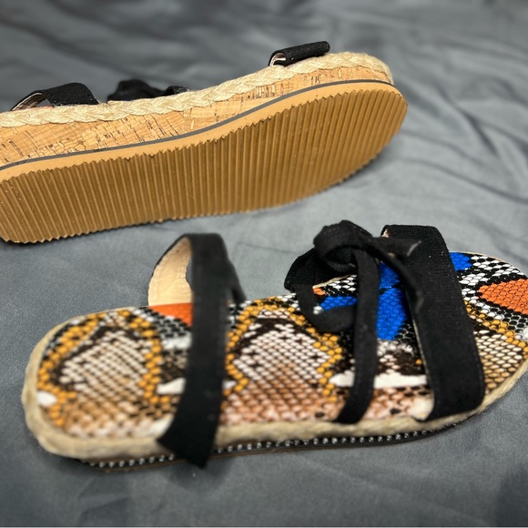 Amazon tie up sandals - Picture 3 of 5